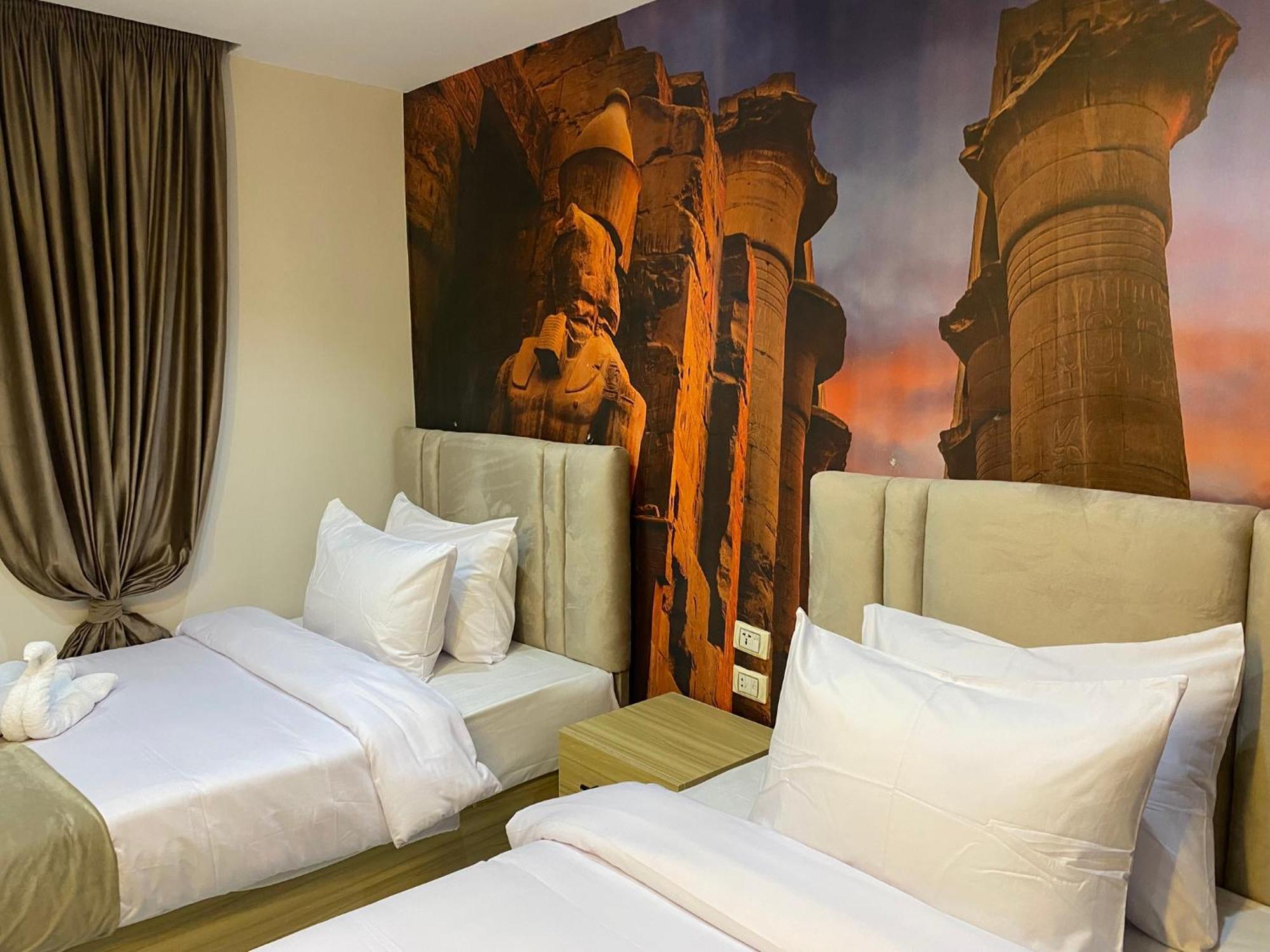 Royal Golden Pyramids Inn Giza Экстерьер фото