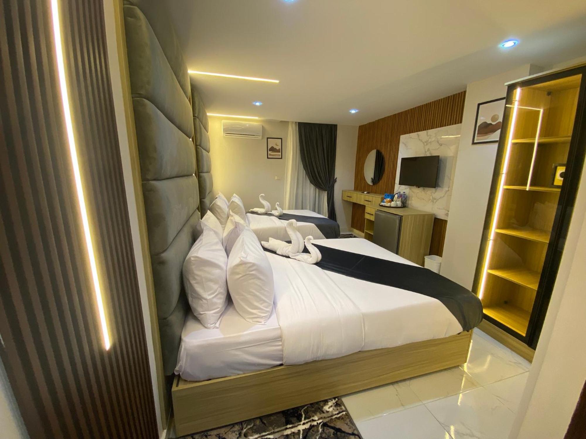 Royal Golden Pyramids Inn Giza Экстерьер фото