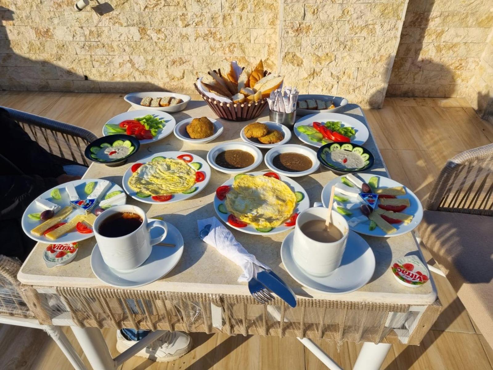 Royal Golden Pyramids Inn Giza Экстерьер фото